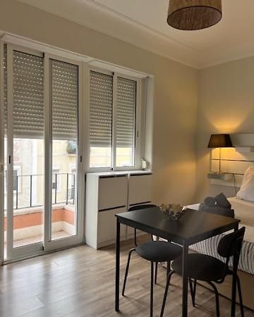 Cosy Studio Apartment @ Arroios - Ssl 3B Lisbon Bagian luar foto